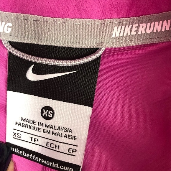 NIKE pink and gray hooded running jacket - Picture 7 of 11